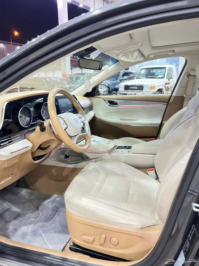 هيواندي ازيرا 2023 نص فل سعودي ماشي 81 الف 11