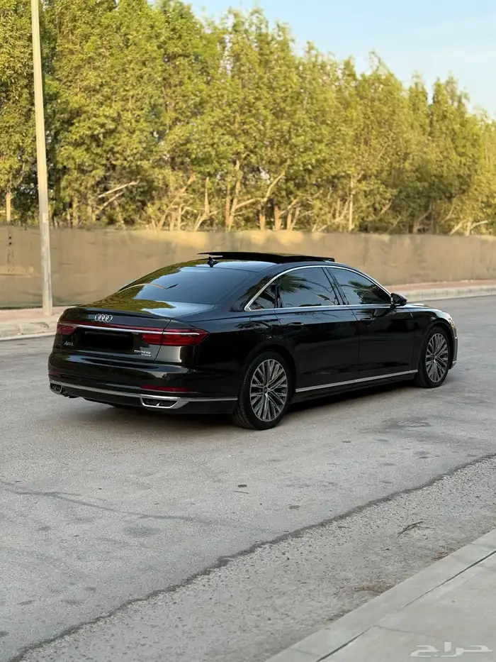 Audi A8L 2021 3