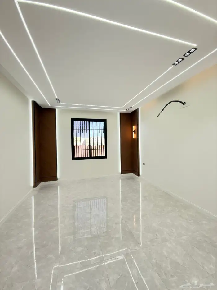 للبيع شقق علويه6غرف بسطح خاص ح الراقي خ مشيط بسعر550الف 12