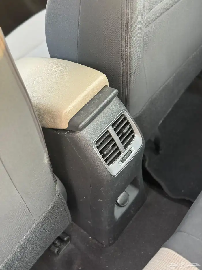 هونداي اكسنت موديل 2021 السعر 35000 الف 17