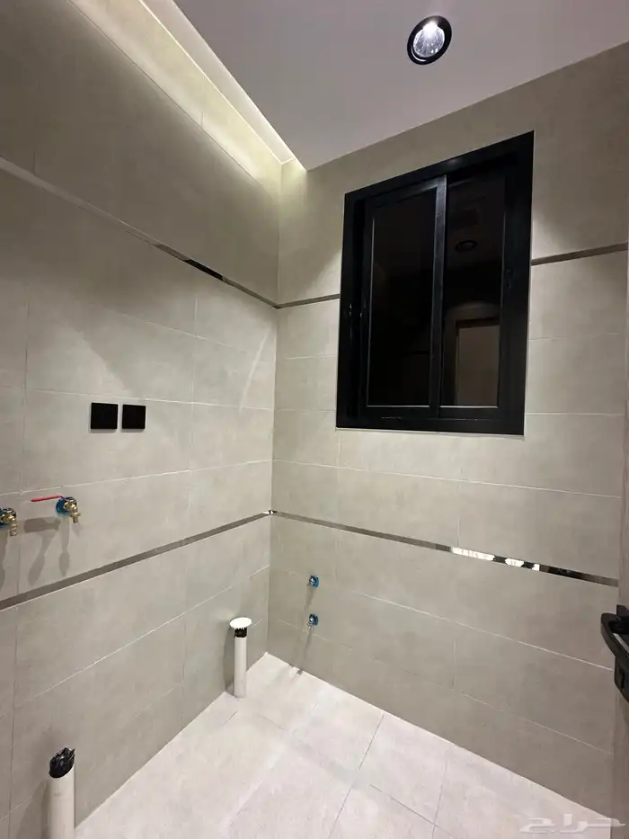 دور ارضي بحوش مدخل مستقل في احد رفيدة حي النزهة بسعر حصري 13