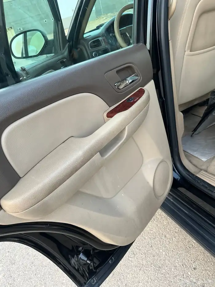 تاهو 2014 LT قصير ممشى قليل ونظيف للاستخدام 14