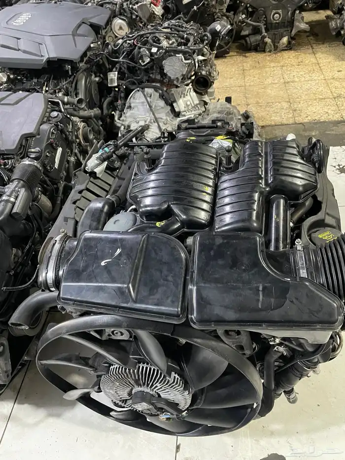 قطع غيار مستورد رنج روفر بجميع فئاتها 49