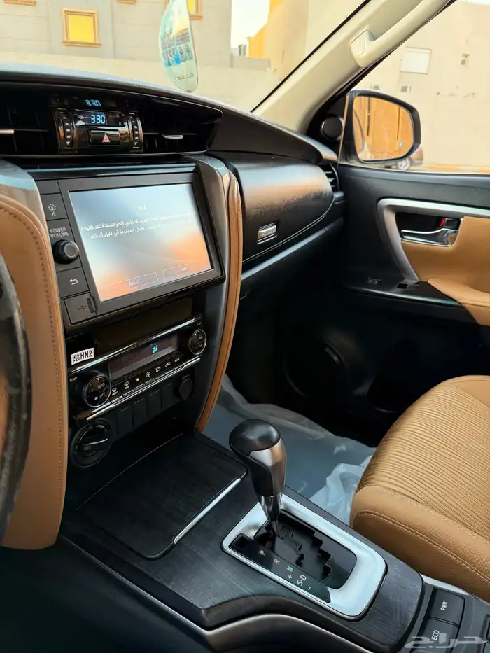 فورتشنر 2022 VX بنزين 41