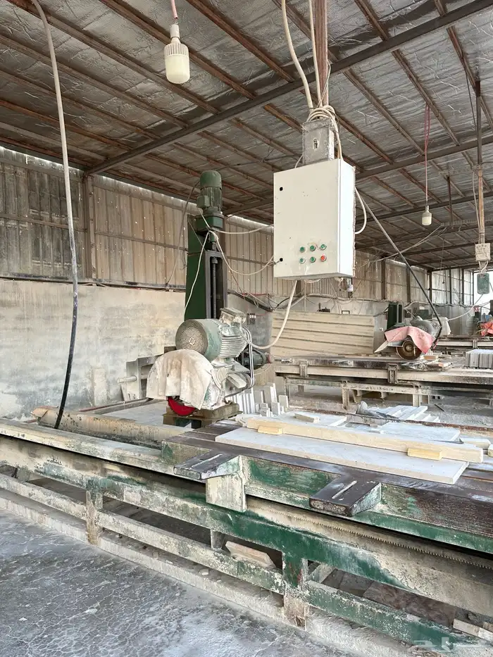 للبيع مصنع حجر 5