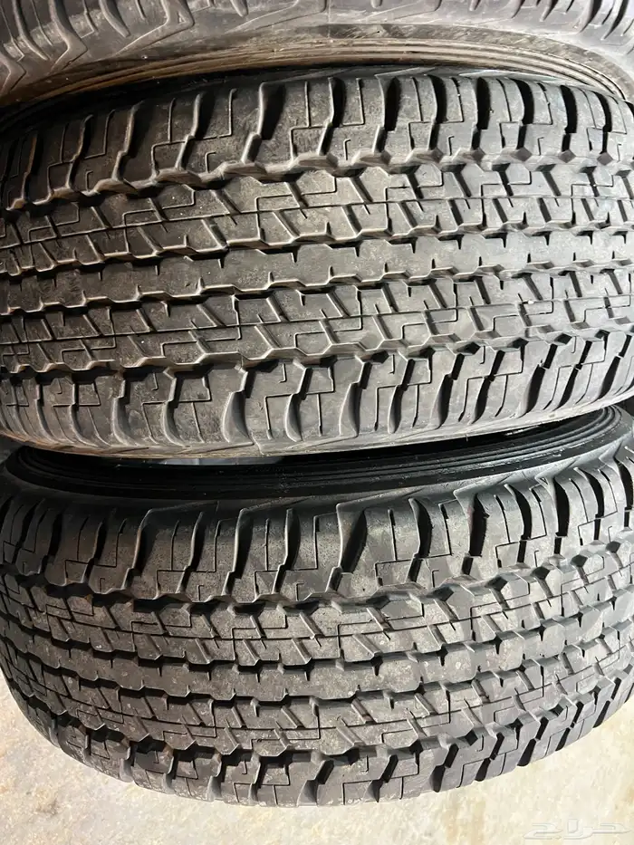 كفرات دنلوب مقاس 275 65 17 تاريخ 2022 نضيفه بالمره اصلي 9