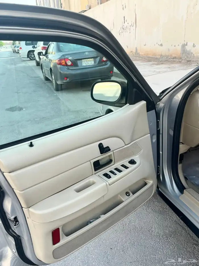 كراون فكتوريا 2010 وكالة للبدل فقط 5