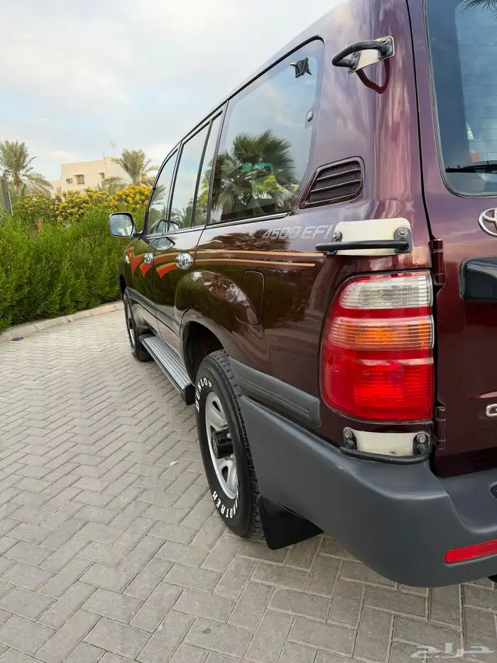 لاندكروزر 1999 قير عادي (عنابي) ممشى قليل 21