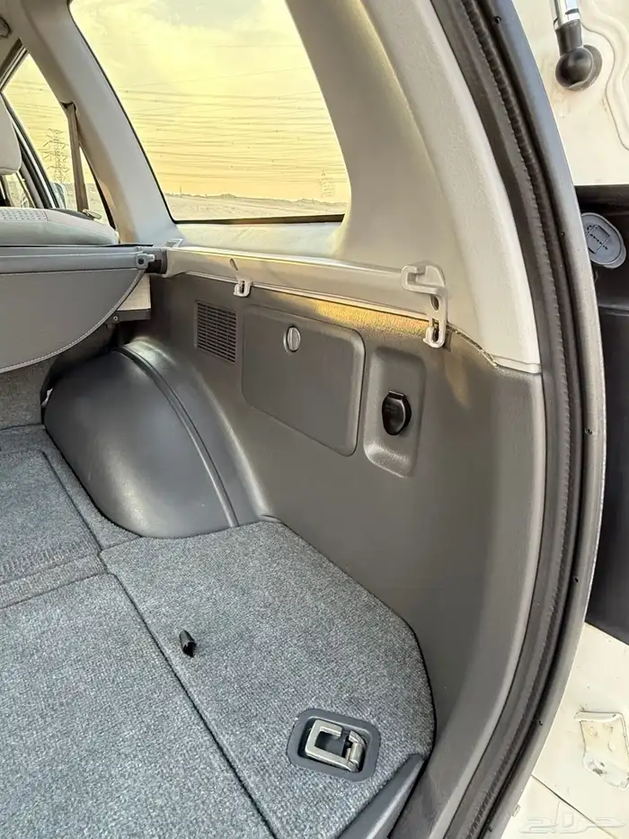 للبيع جيب مستوبيشي ناثيفا نادر مخزن ممشى86 الف 21