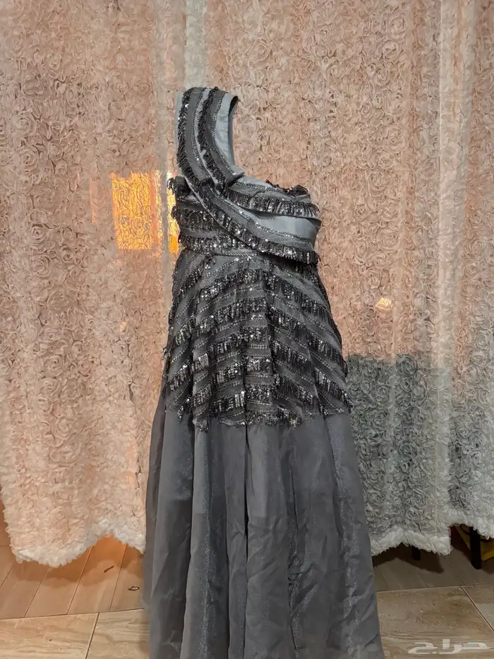 فستان تفصال للبيع 0