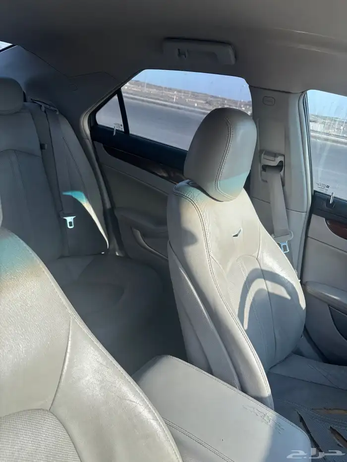 كاديلاك cts 2013 16