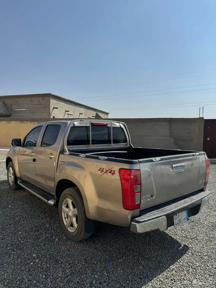 للبيع اسيزو 2015 دبل شررط 0