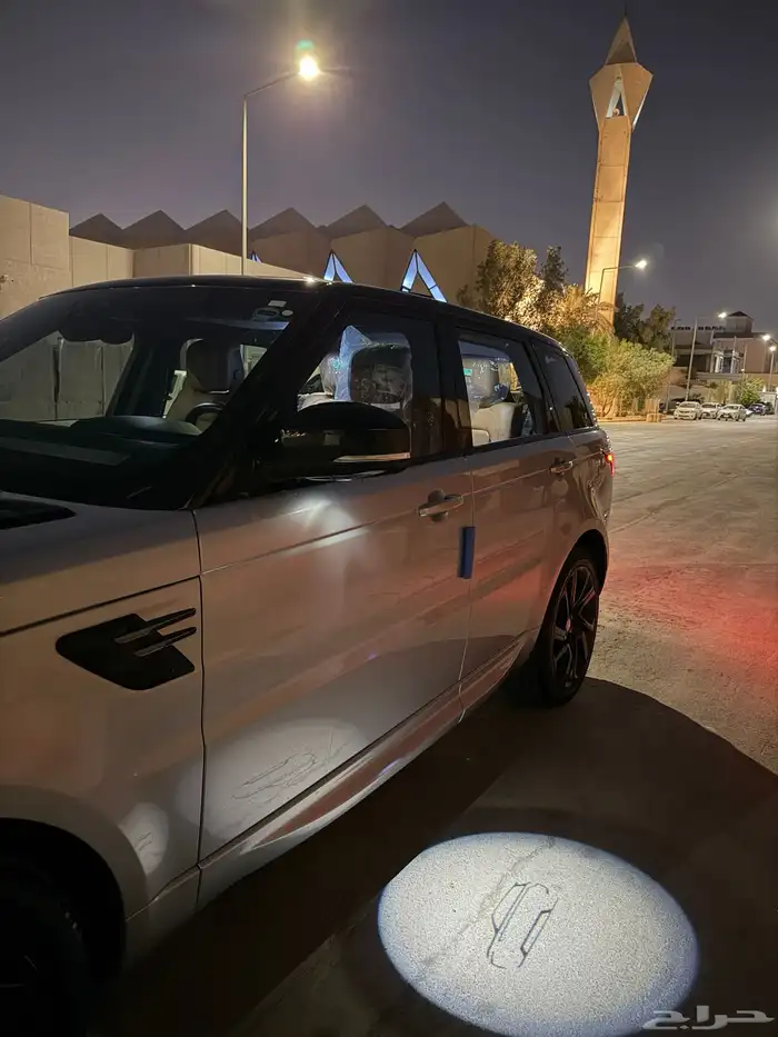 رنج روفر سبورت HSE فل كامل 2022 ناغي تحت الضمان 28
