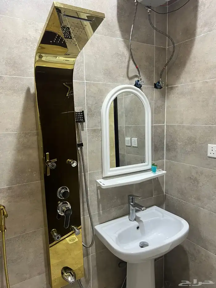 يوجد لدينا شقق فاخره 5