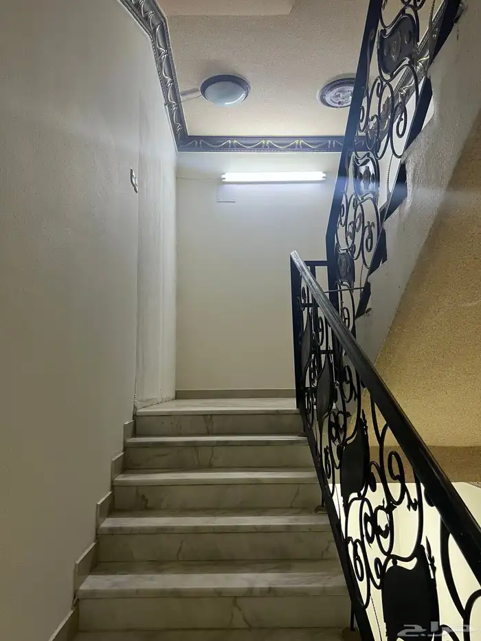 شقة للإيجار حي الجنادرية 2