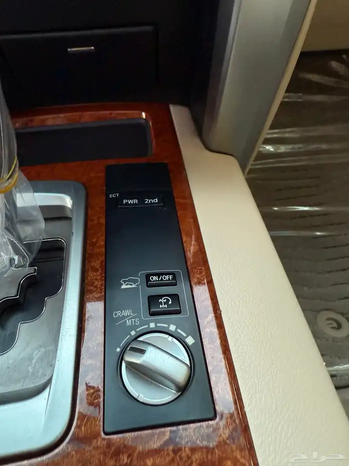 لاندكروزر VXR فكسار 2015 بريمي ( وكالة ) 21