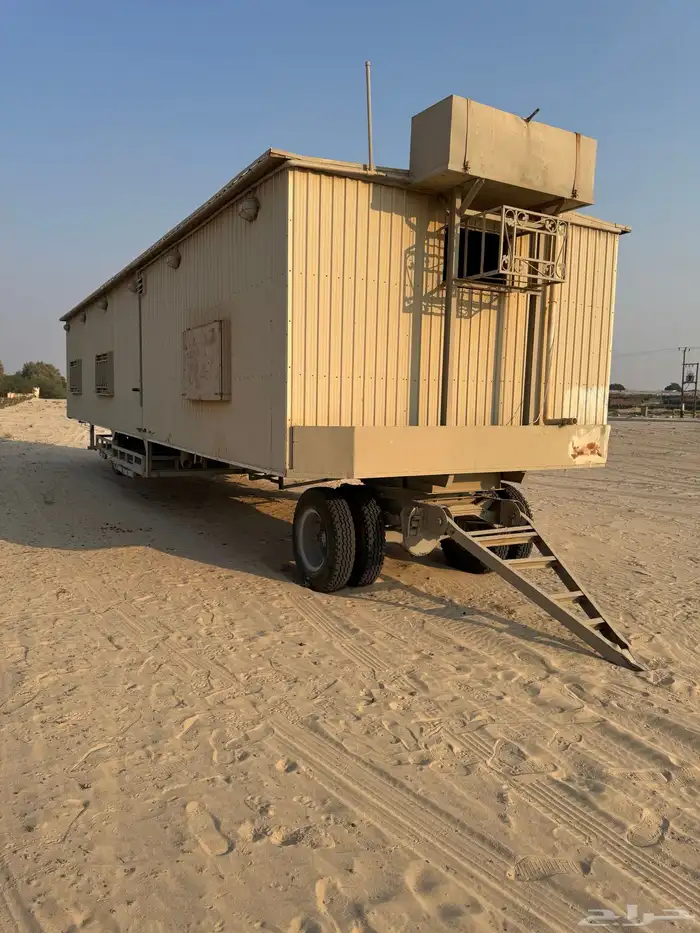 شاحنات كارافان 0