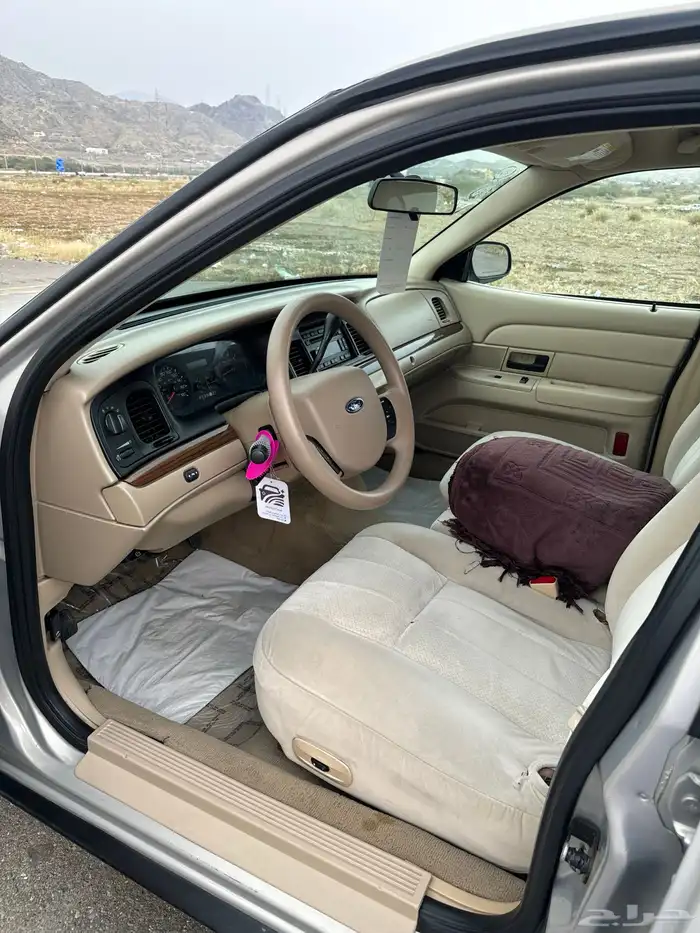 كراون فكتوريا 2010 سعودي سمني نظييف 22