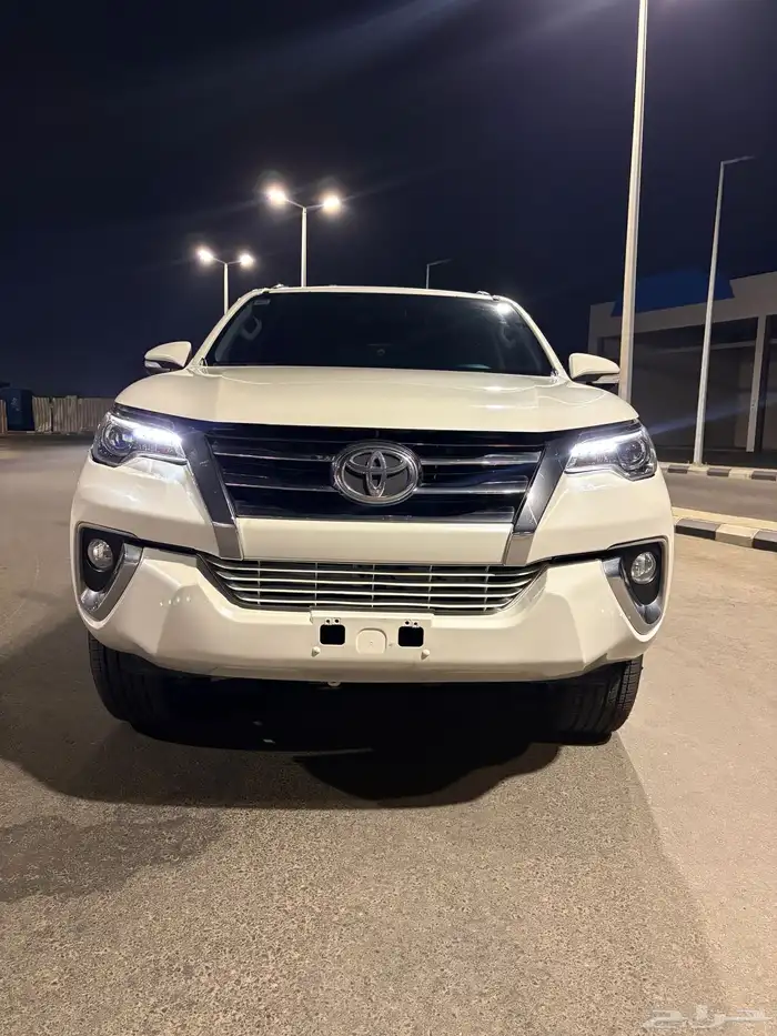 فورتشنر 2017 فل كامل ممشى 190 الف مشدود من والى 2