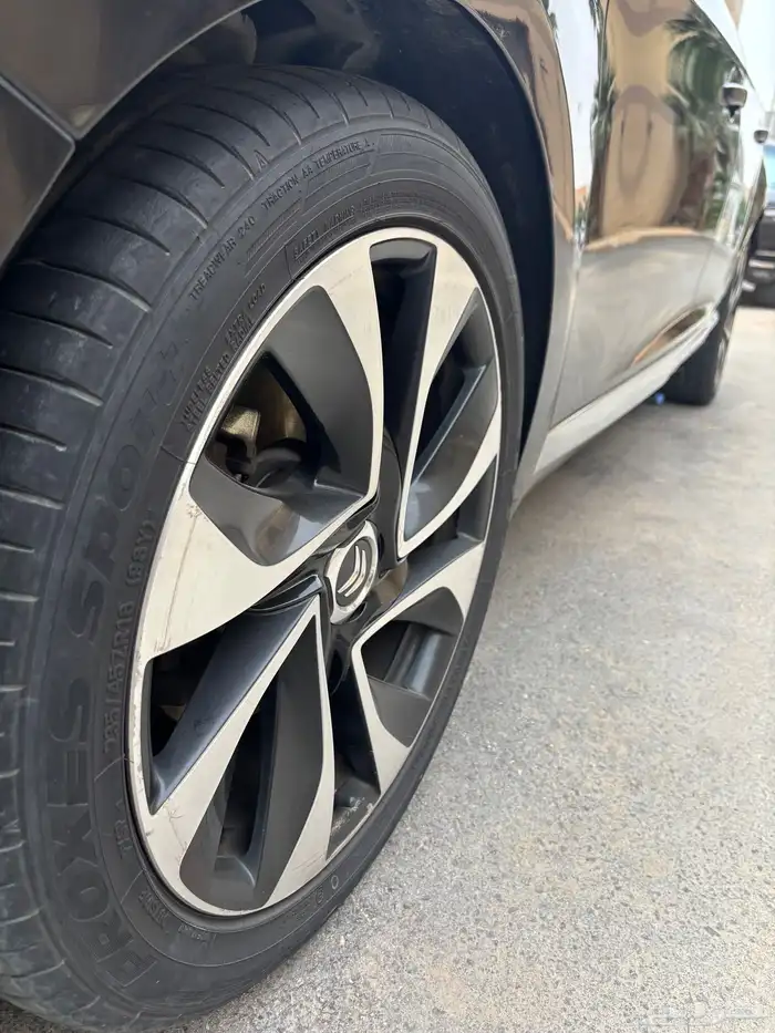 ستروين DS5 لعشاق الذوق والتصميم الفرنسي 2014 23