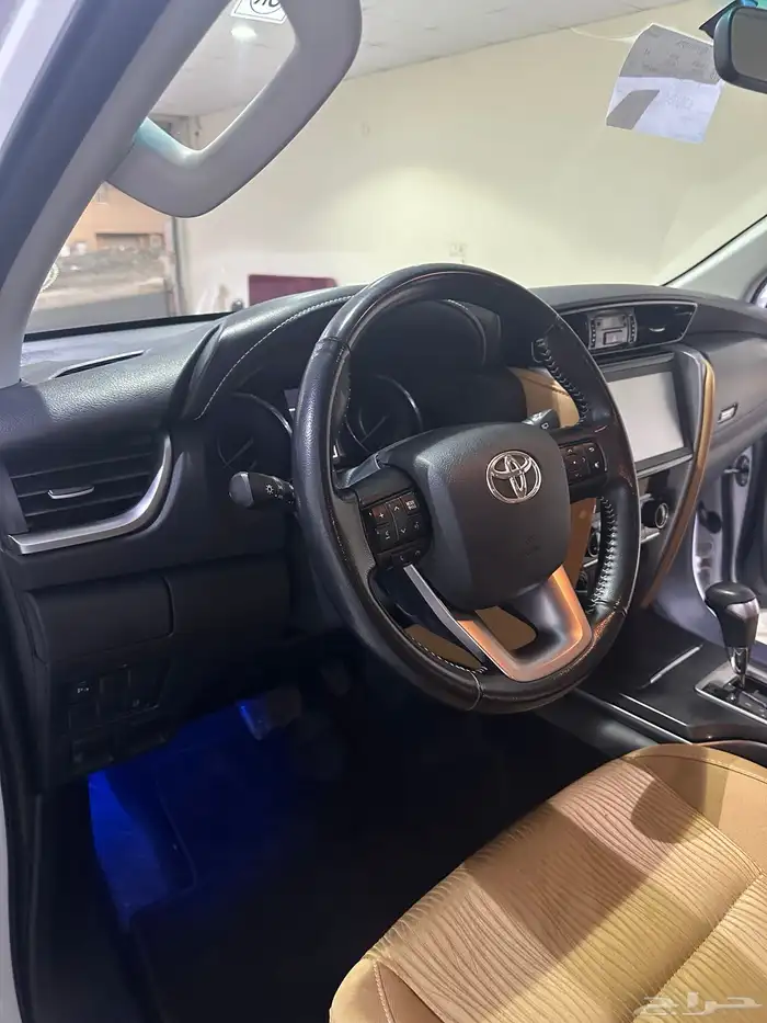 فورشنر 6 سلندر 2023 وكالة خالي من الرش 13