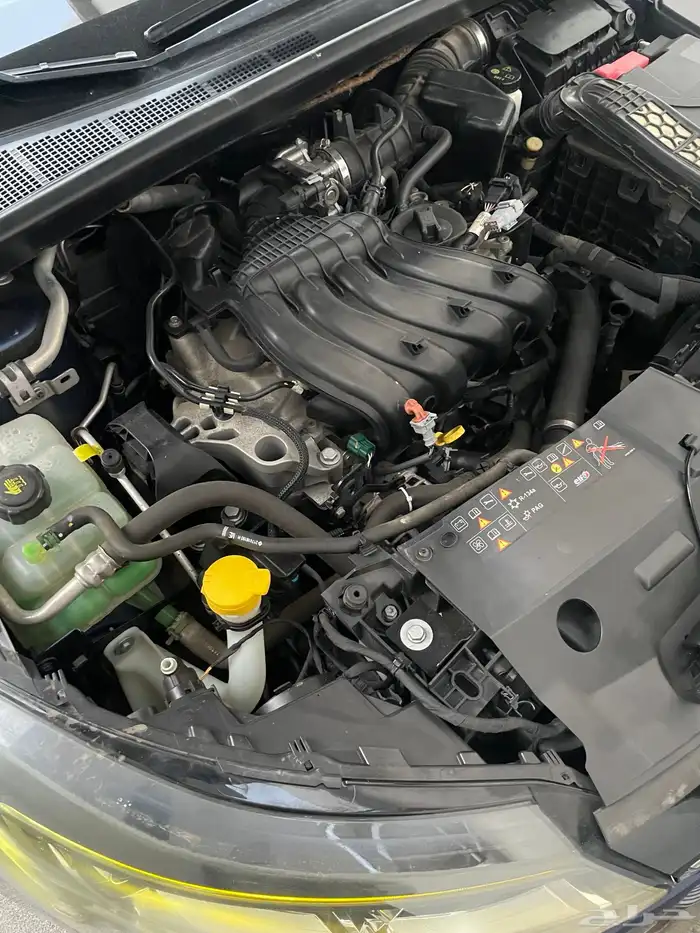 2018 رينو ميقان نص فل شاشة كبيرة 27