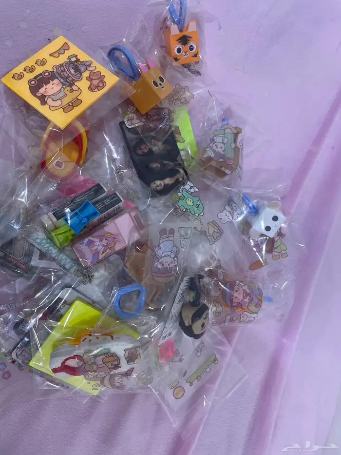 في أساور با خمسه كلها و مني نوت با خمسه كلها الواحد 0