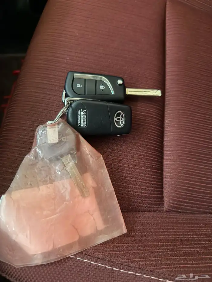 هايلوكس 2022 دبل بنزين وكالة 13