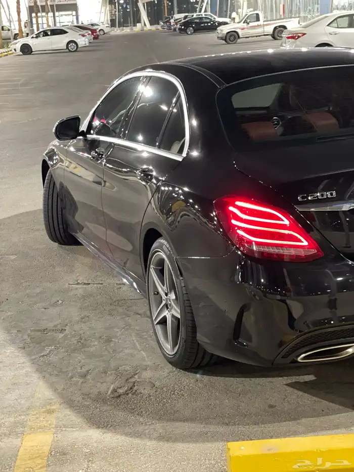 مرسيدس c200 amg 2018 2