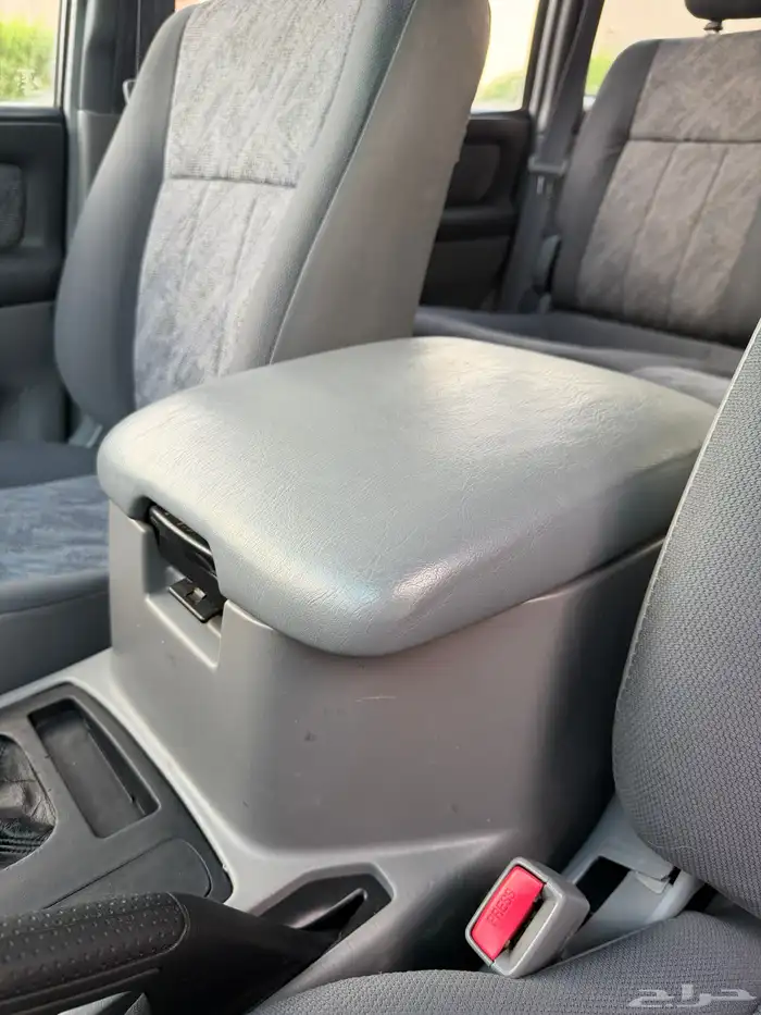 لاندكروزر 1999 قير عادي (عنابي) ممشى قليل 45