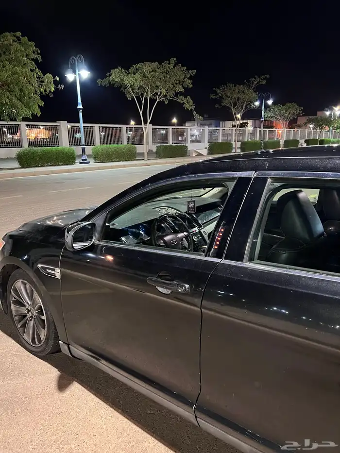 فورد تورس اعلي فئه نظيف للبيع 1