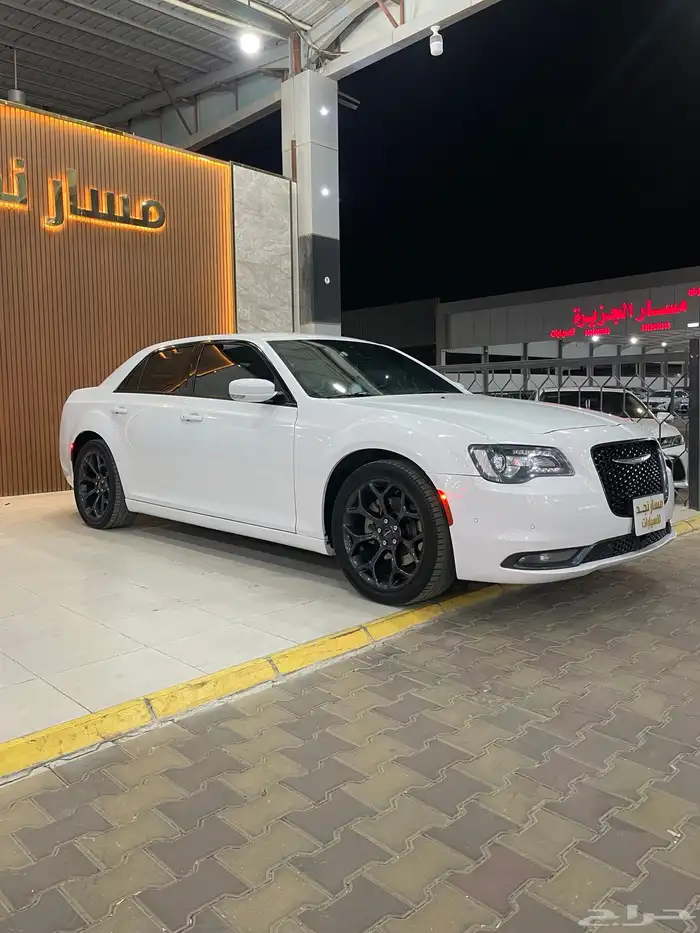 كرايسلر 300s موديل 2021 فل كامل 3