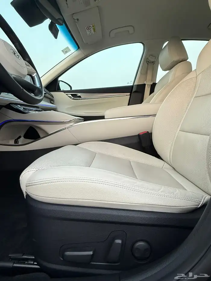 هونداي ازيرا 2022 ( 4 سلندر ) فل كامل بدون بانوراما للبيع 18