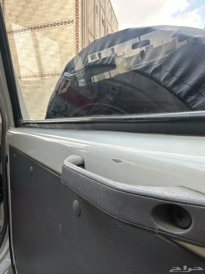 ربع 94 ماشي 200 نضيف جدا نادر اخوه 40