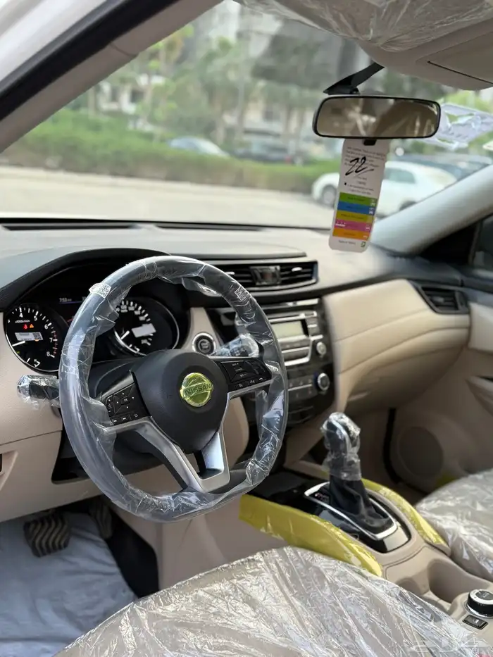 نيسان اكستريل 2020 نص فل 8