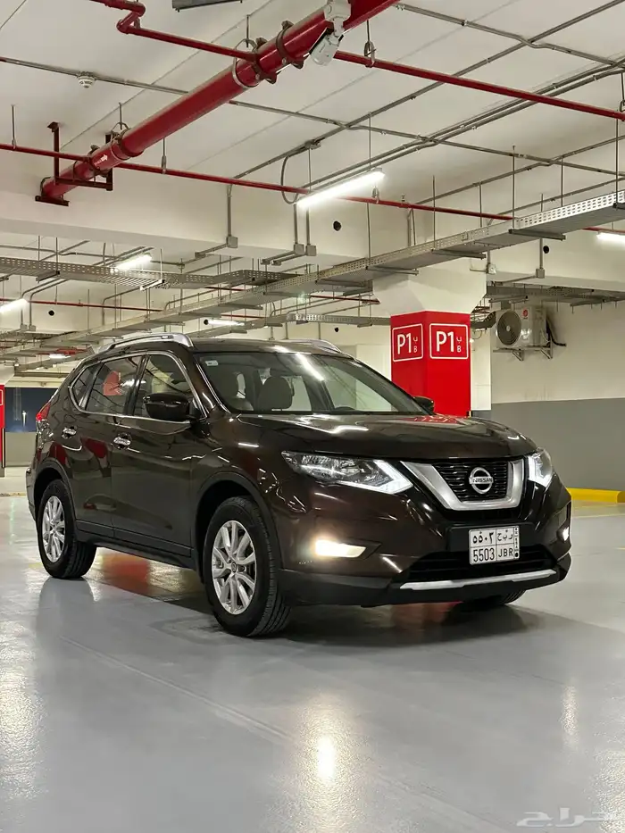 نوع السيارة 2021 اكس تريل 7 مقاعد دبل 1