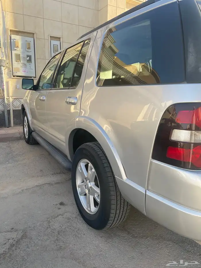 اكسبلورر 2010 1