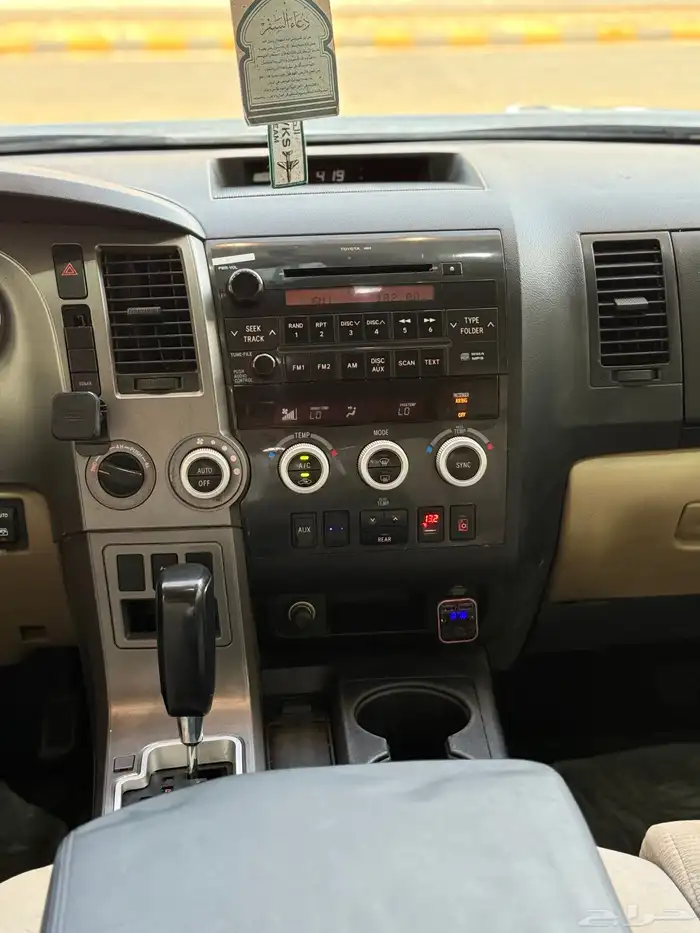 تويوتا - سكويا - 2015 - دبل 16