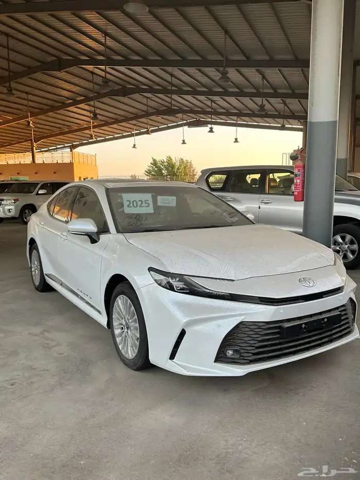 للبيع كامري 2025 LE أصفار وكاله 0