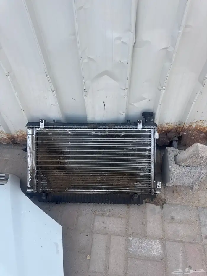 قطع كابرس كل شي سليم وتواصل على رقم 5