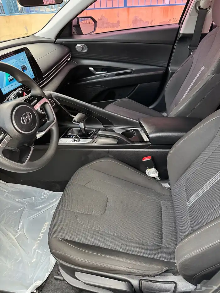 الانترا 2021 بنزين 41