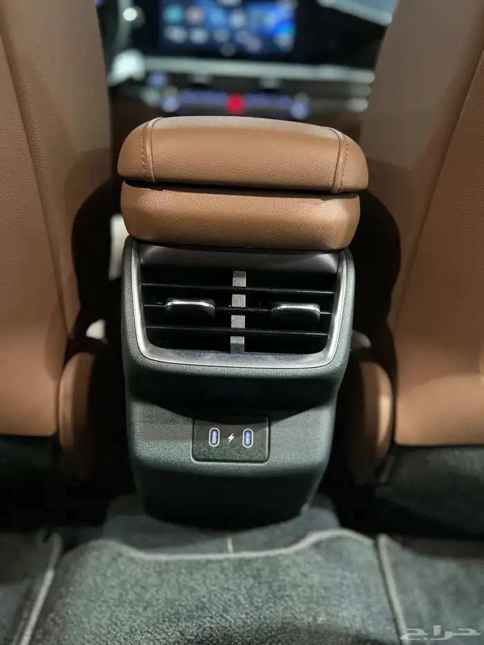 هيونداي ازيرا 2025 15