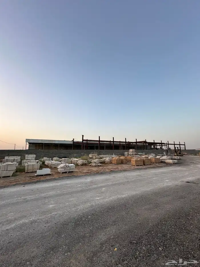 للبيع مصنع حجر 8