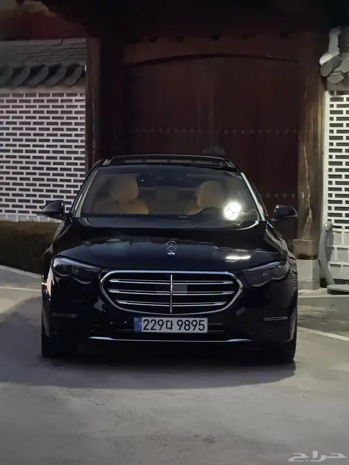 مرسيدس E300 5