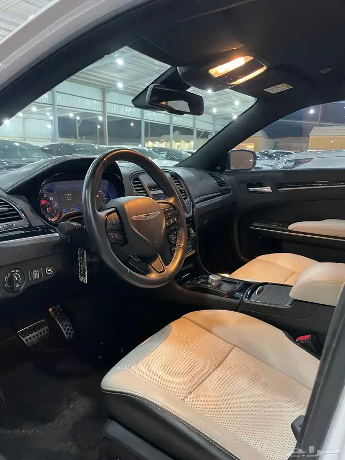 كرايسلر 300s موديل 2021 فل كامل 20