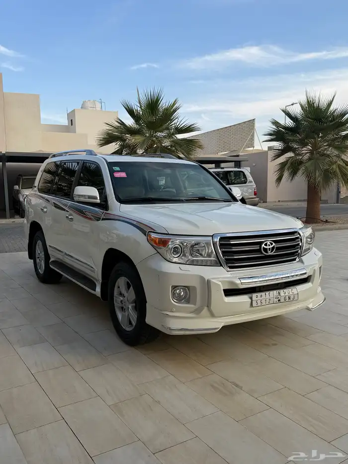 لاندكروزر جكسار 2015 بريمي 8 سرندل ممشى قليل 6