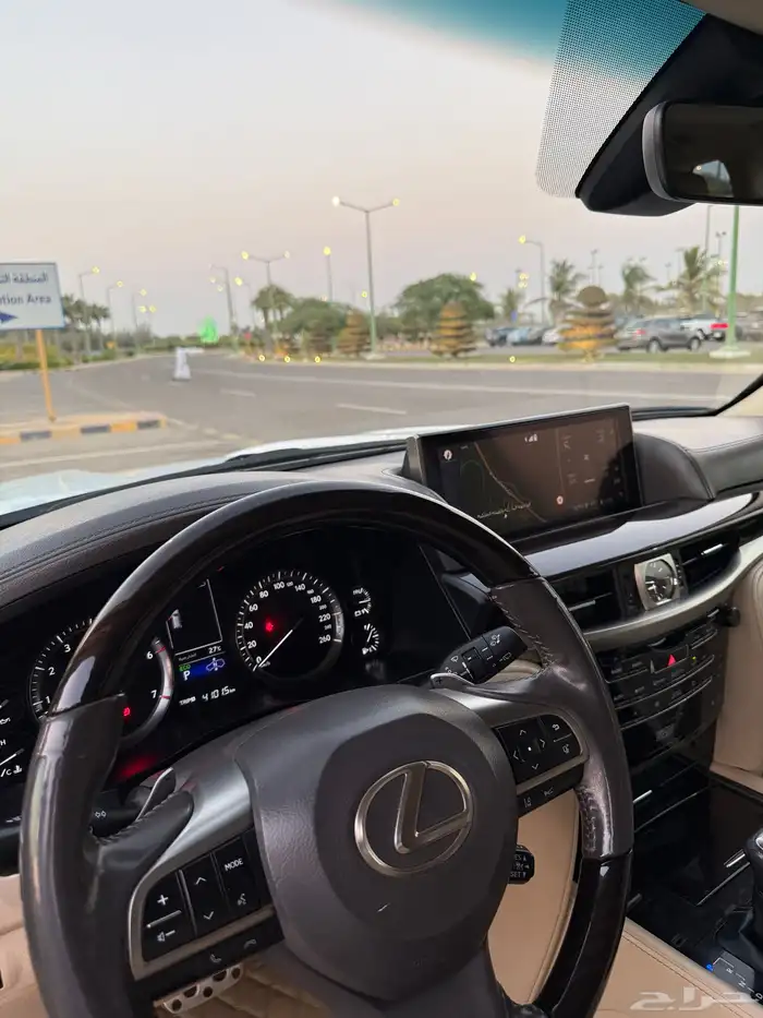 جيب لكزس LX570. 2020 19