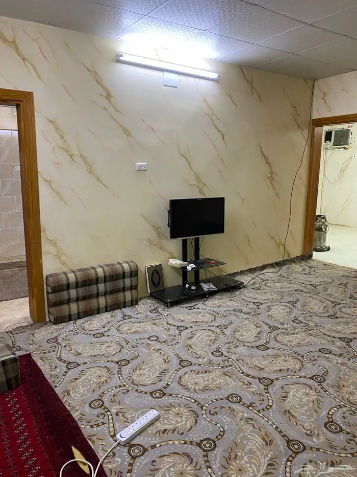 استراحه للاجار الموقع في السيل الصغير وكذالك حوش 2