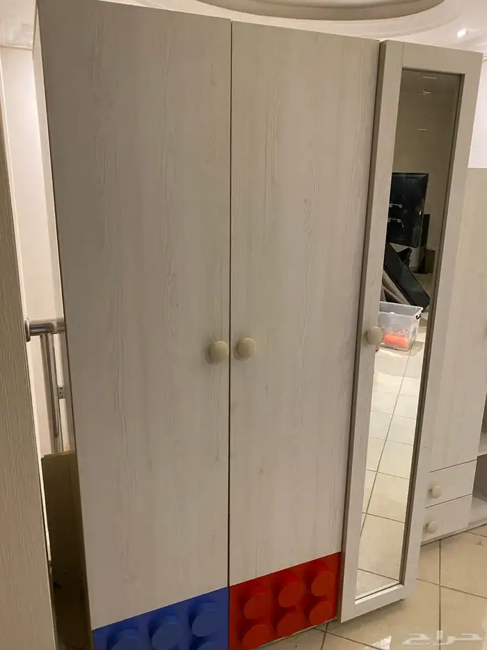 غرفه للبيع نظيفه جدا استخدام قليل 3