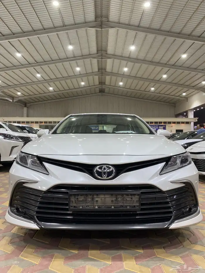 تويوتا كامري GLE المديل 2023 العدد 96 الف 2